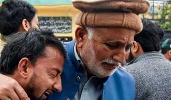 পাকিস্তানে মসজিদে হামলার দায় স্বীকার করল আইএস