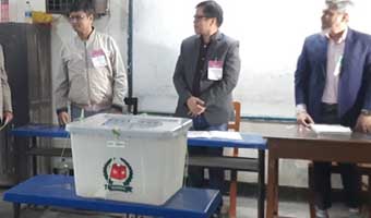 ভোটার উপস্থিতি খুবই কম