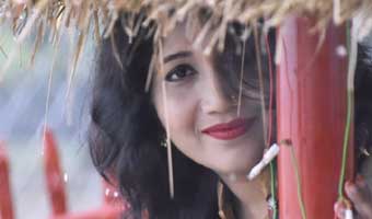 ভালোবাসা দিবসের গল্প ‘লিপস্টিক’ ভালোবাসা দিবসের গল্প ‘লিপস্টিক’