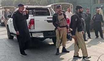 পাকিস্তানে বিস্ফোরণে ৭ পুলিশ নিহত