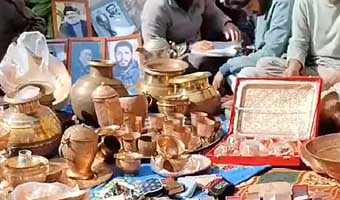 ইরানের জন্য গয়না-অর্থ দান করছে কাশ্মীরিরা