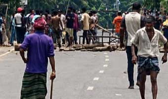 টাঙ্গাইলে ১৪৪ ধারা ভঙ্গ করে ফের সংঘর্ষ