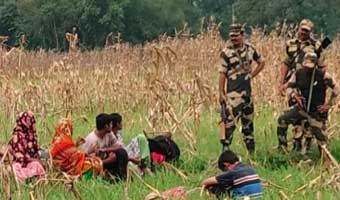 লালমনিরহাটে বিএসএফের পুশইন ঠেকালো বিজিবি