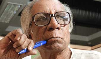 কথাসাহিত্যিক রমাপদ চৌধুরীর আজ মৃত্যুদিন
