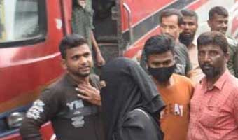 আবারও বাড়ল বাসভাড়া আবারও বাড়ল বাসভাড়া
